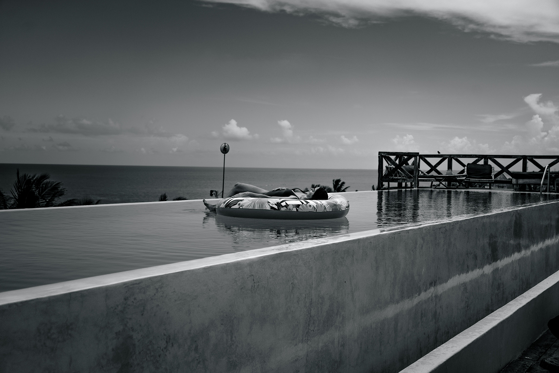 Retry Upload by UOIEA Studio